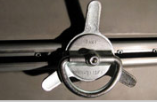 • fixed lashing point on the floor • lashing point rotates 360°